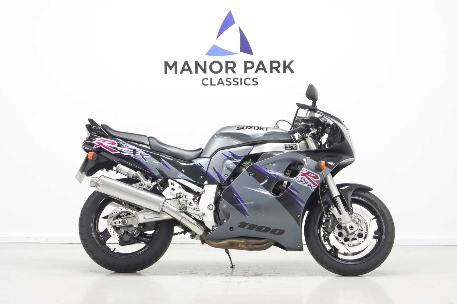 Lot 18 - 1994 Suzuki GSXR1100 WR