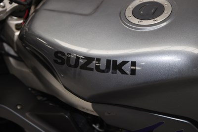 Lot 18 - 1994 Suzuki GSXR1100 WR