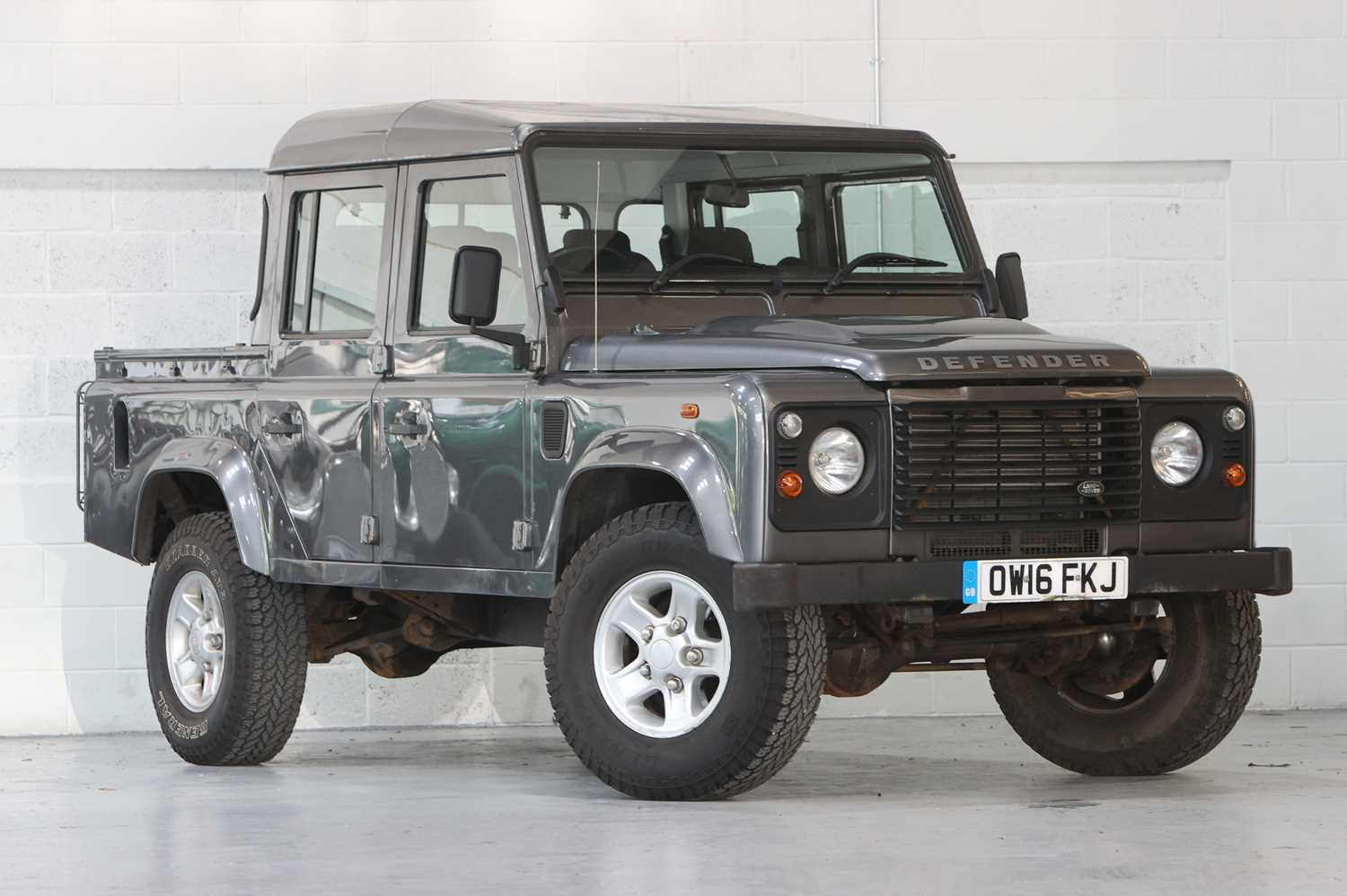 Lot 284 - 2016 Land Rover Defender 110 TD Double Cab Pickup