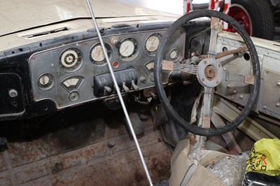 Lot 251 - 1938 Cord Model 812