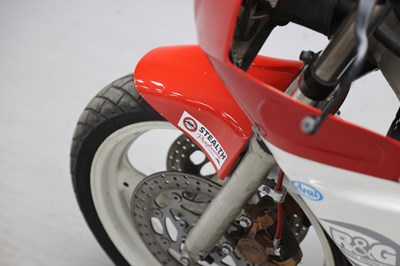 Lot 61 - 1986 Yamaha FZR400 Genesis
