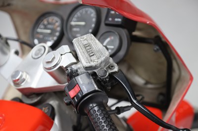 Lot 61 - 1986 Yamaha FZR400 Genesis