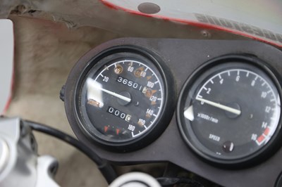 Lot 61 - 1986 Yamaha FZR400 Genesis