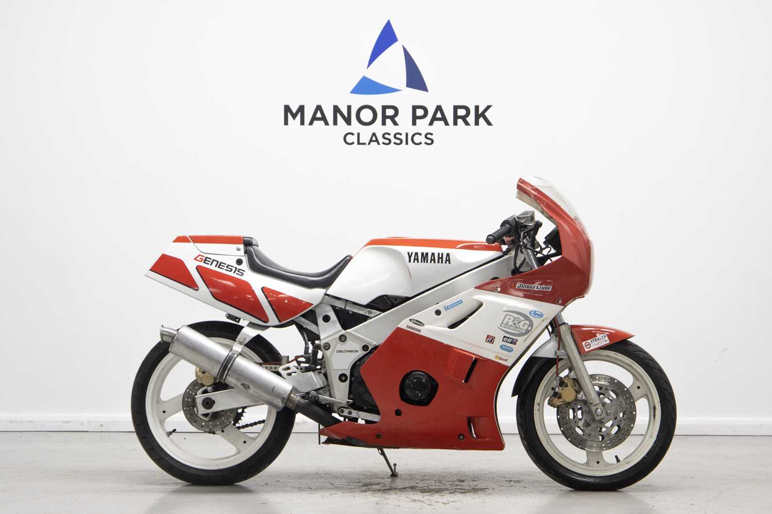 Lot 61 - 1986 Yamaha FZR400 Genesis