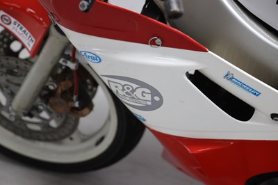 Lot 61 - 1986 Yamaha FZR400 Genesis