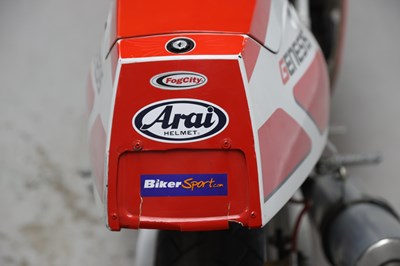 Lot 61 - 1986 Yamaha FZR400 Genesis