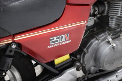 Lot 45 - 1980 Honda CB250N Super Dream