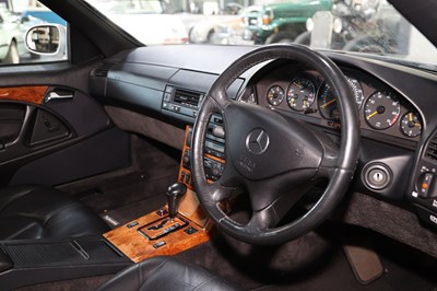 Lot 256 - 1998 Mercedes-Benz SL 320