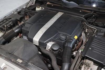 Lot 256 - 1998 Mercedes-Benz SL 320