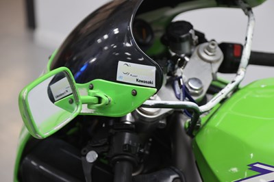 Lot 66 - 1995 Kawasaki ZXR750R Ninja