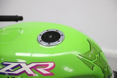 Lot 66 - 1995 Kawasaki ZXR750R Ninja