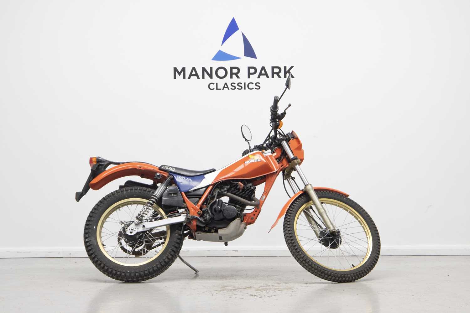 Lot 41 - 1980s Honda TLR200