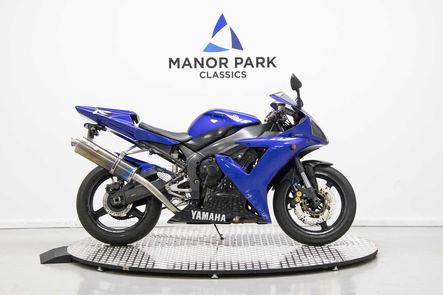 Lot 74 - 2002 Yamaha YZF-R1