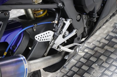 Lot 74 - 2002 Yamaha YZF-R1