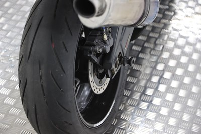Lot 74 - 2002 Yamaha YZF-R1