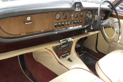 Lot 132 - 1969 Daimler 420 Sovereign