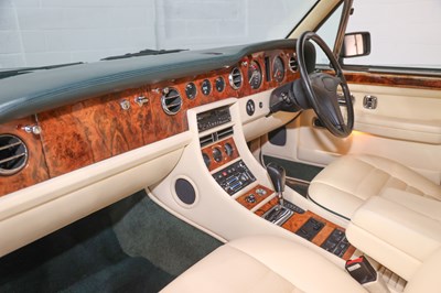 Lot 289 - 1993 Bentley Turbo R