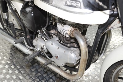 Lot 14 - 1960 Norton Dominator 88