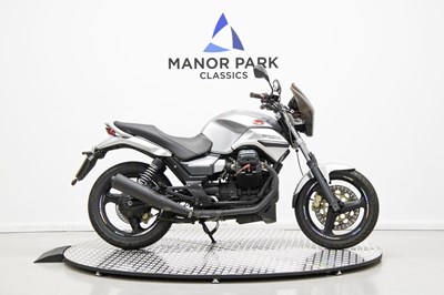 Lot 99 - 2004 Moto Guzzi Breva V750 IE