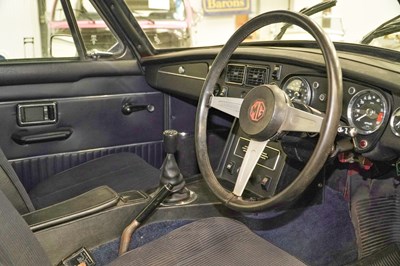Lot 120 - 1973 MG B GT V8