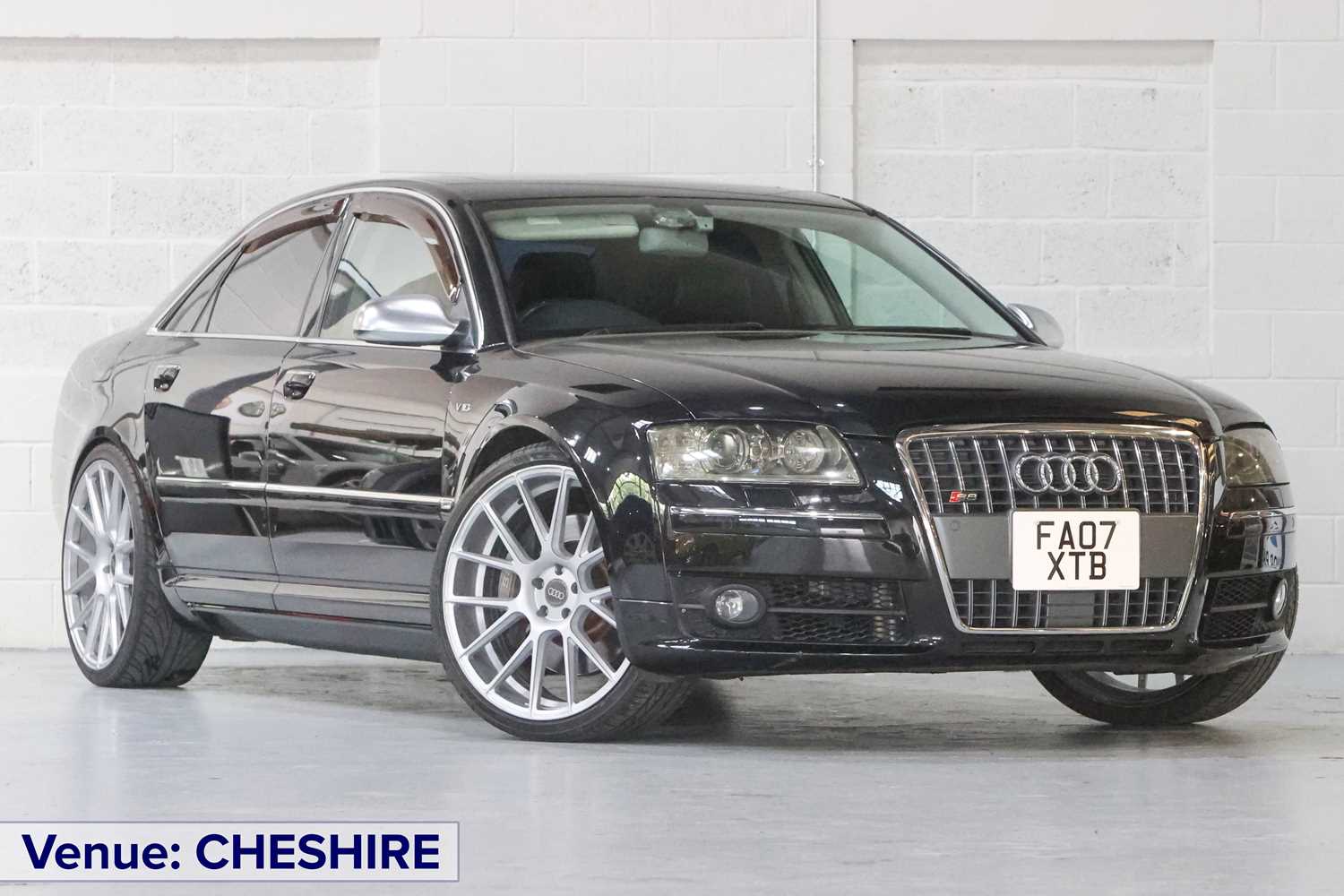 Lot 302 - 2007 Audi S8 V10