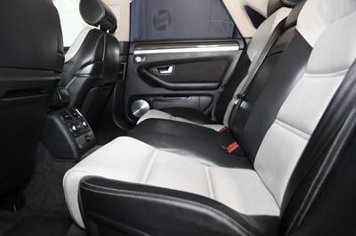 Lot 302 - 2007 Audi S8 V10