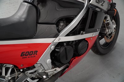 Lot 107 - 1988 Kawasaki ZX600-A3