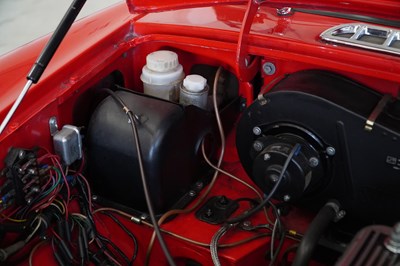 Lot 138 - 1972 MG B Roadster