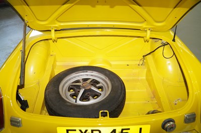 Lot 114 - 1971 MG B