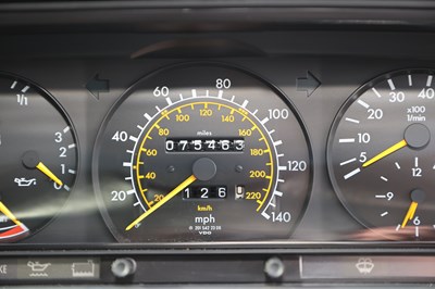 Lot 305 - 1986 Mercedes-Benz 190 E 2.0