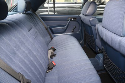 Lot 305 - 1986 Mercedes-Benz 190 E 2.0