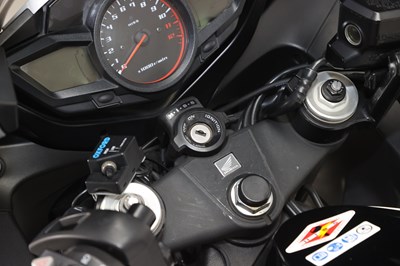 Lot 27 - 2010 Honda VFR1200FD