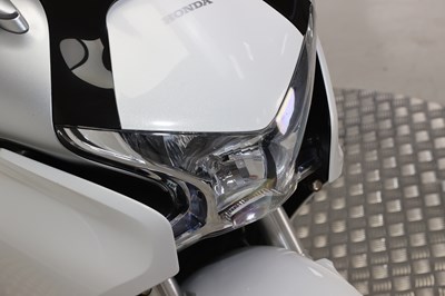 Lot 27 - 2010 Honda VFR1200FD