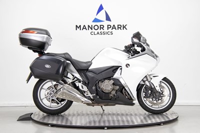 Lot 27 - 2010 Honda VFR1200FD