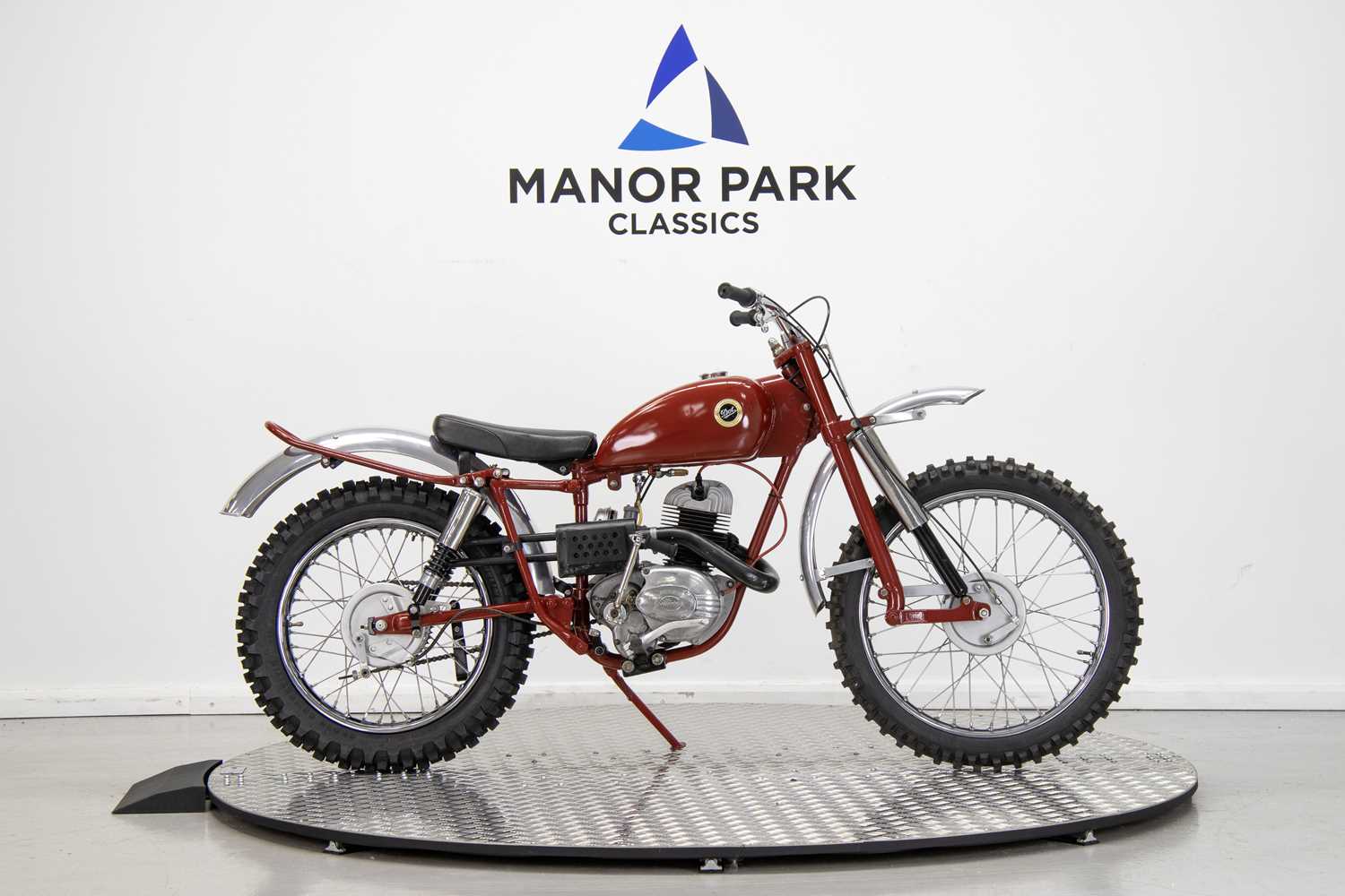 Lot 87 - 1950s Dot 197cc