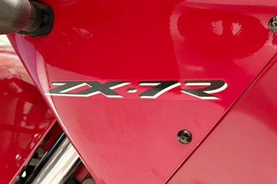 Lot 60 - 1999 Kawasaki ZX-7R Ninja