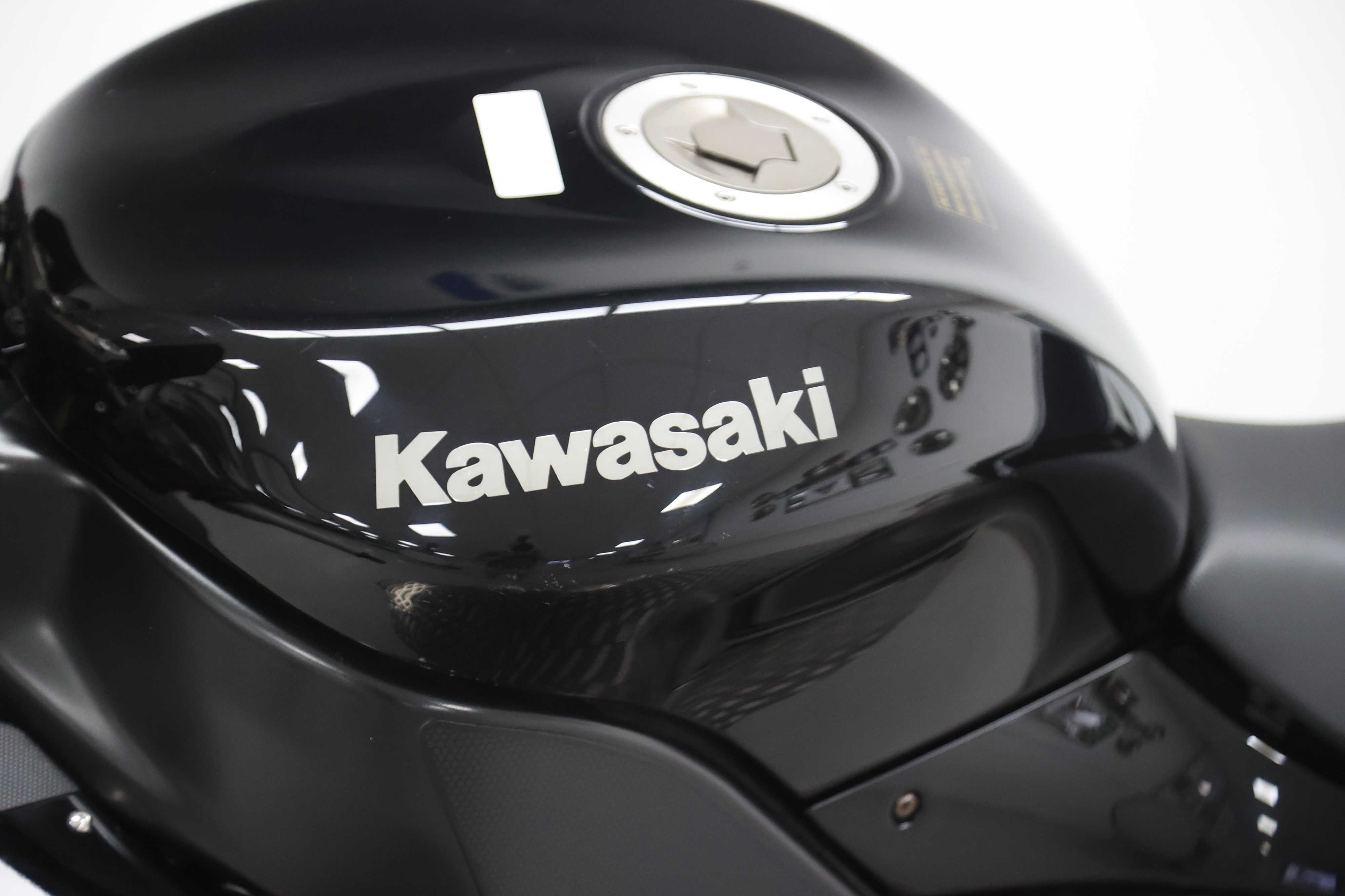 Lot 12 - 2007 Kawasaki ZX-10R Ninja