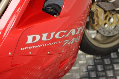 Lot 8 - 1998 Ducati 748 Biposto