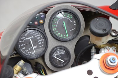 Lot 8 - 1998 Ducati 748 Biposto