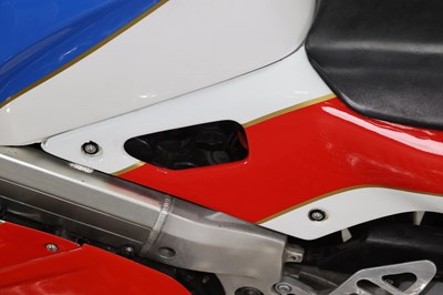 Lot 49 - 1989 Honda VFR400