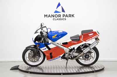 Lot 49 - 1989 Honda VFR400