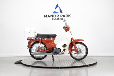Lot 42 - 1982 Honda C70