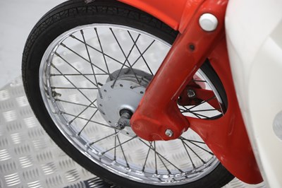 Lot 42 - 1982 Honda C70