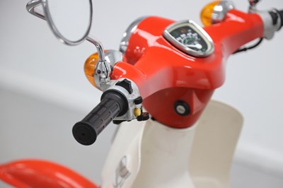 Lot 42 - 1982 Honda C70