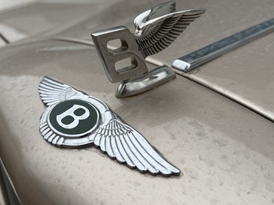 Lot 105 - 1993 Bentley Turbo R