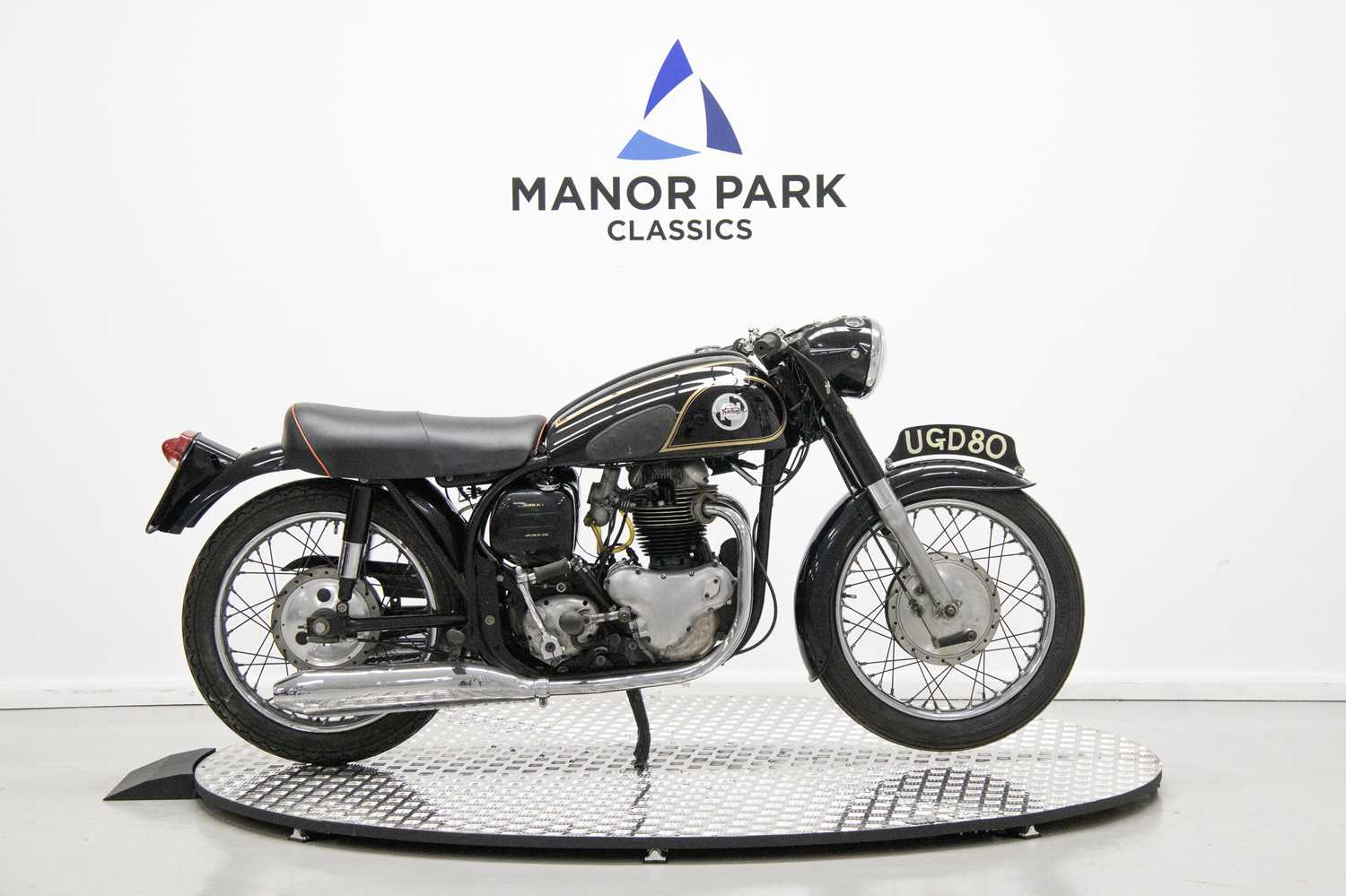Lot 23 - 1958 Norton Dominator 88