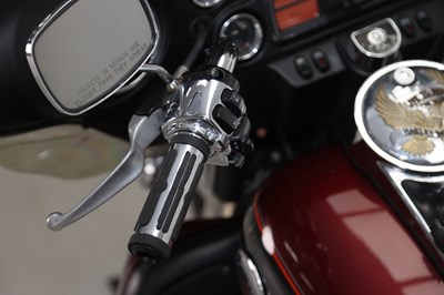 Lot 82 - 2000 Harley Davidson FLHTCUI Electra Glide Ultra Classic