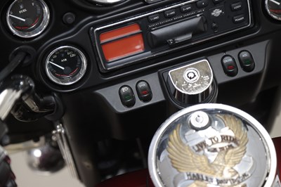 Lot 82 - 2000 Harley Davidson FLHTCUI Electra Glide Ultra Classic