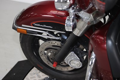 Lot 82 - 2000 Harley Davidson FLHTCUI Electra Glide Ultra Classic