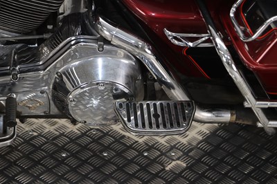 Lot 82 - 2000 Harley Davidson FLHTCUI Electra Glide Ultra Classic